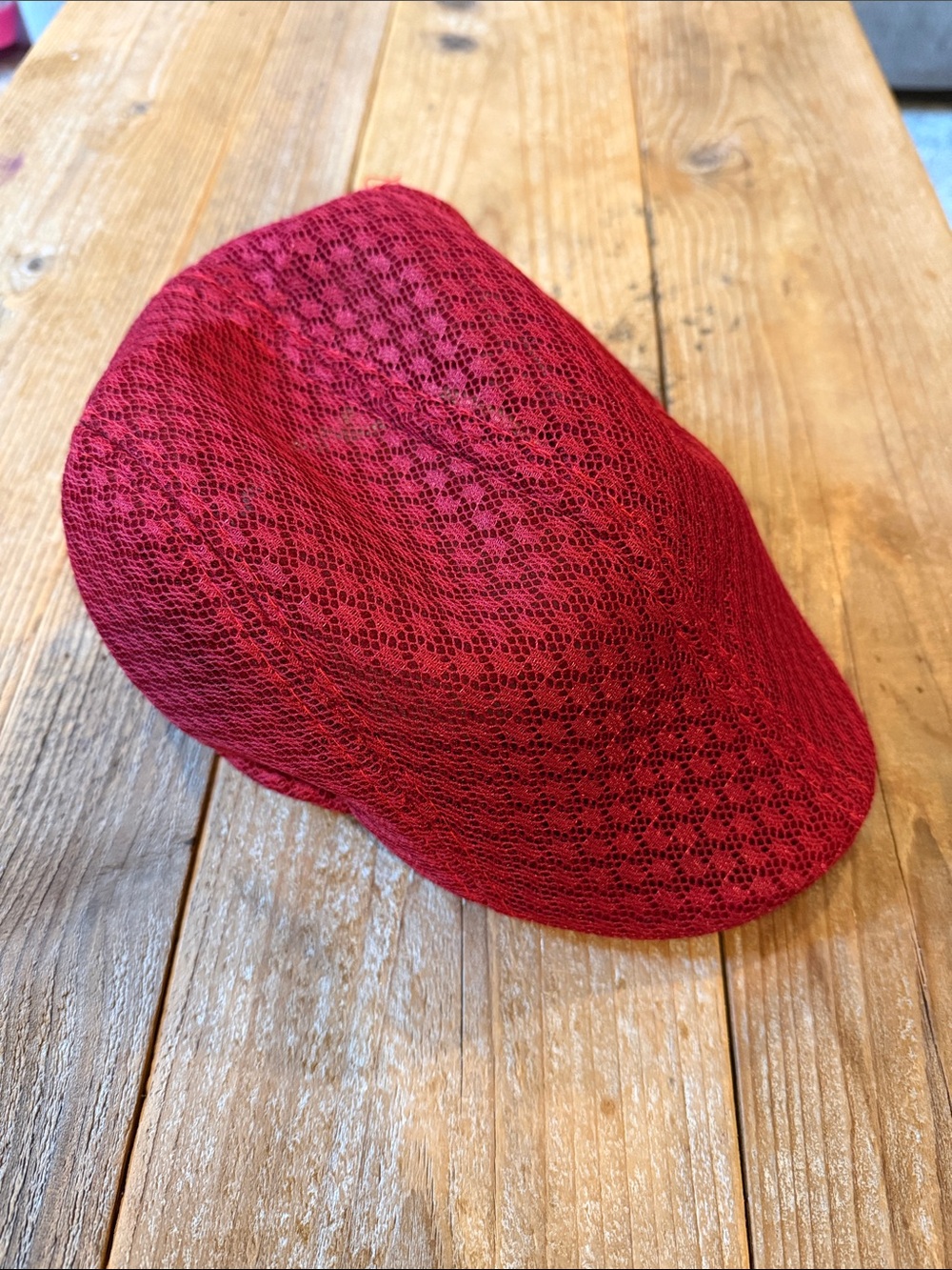 Men's Red Knit Ivy Cap - Classic Summer Flat Hat